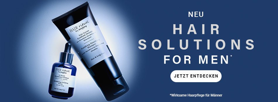 Werbebanner für Hair Rituel Hair Solutions for Men von Sisley Paris: blaues Serumfläschchen mit Pipette und Pflegetube für Männer vor blauem Hintergrund.